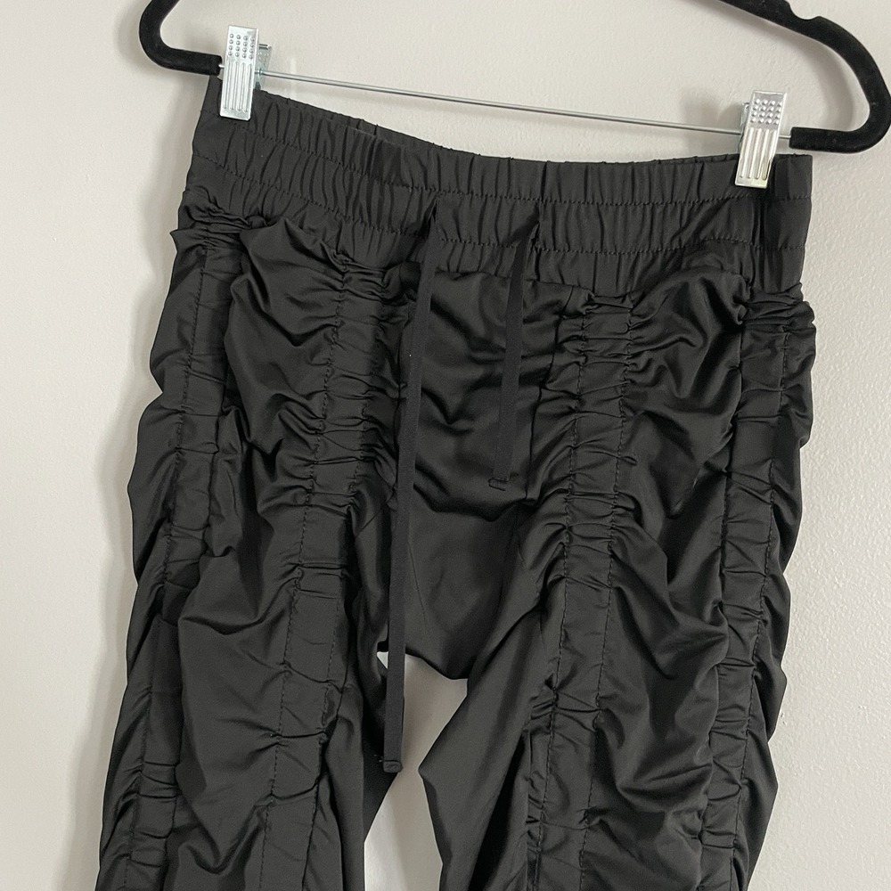 AGOGIE Women's +40 Built in Resistance Training Black Workout Pants Size XL